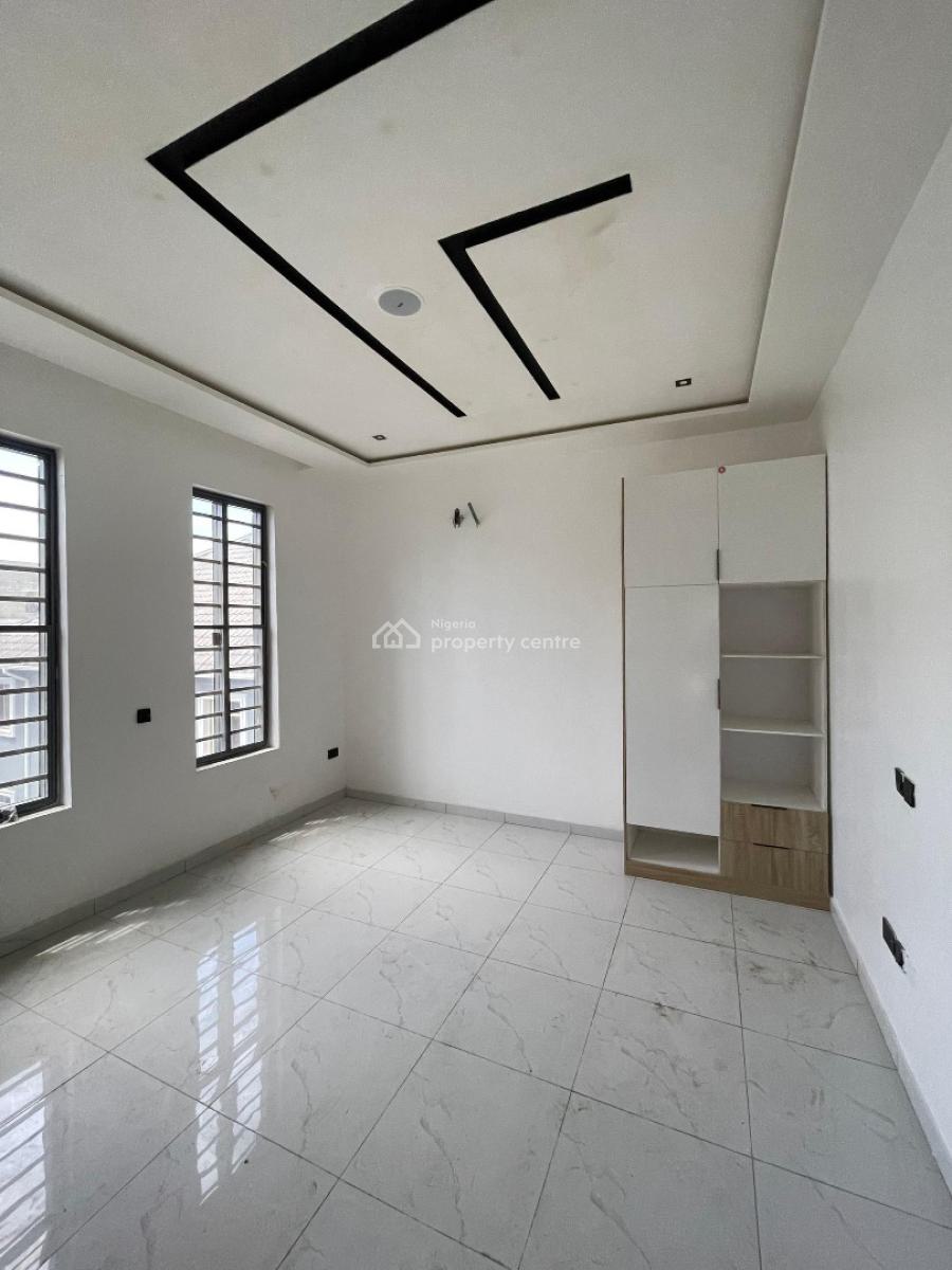 Well Finished 2 Bedroom Apartment with Pool, Elevator Suitable, Ikate, Lekki, Lagos, Block of Flats for Sale