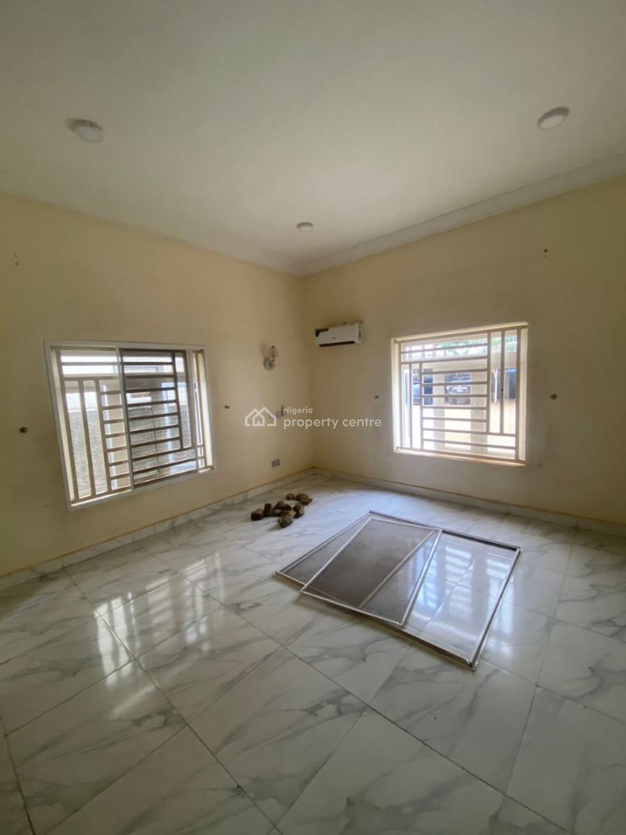 a Well Built Serviced 3bedroom Flat + 1bq, Lifecamp District Abuja, Life Camp, Abuja, Flat / Apartment for Rent