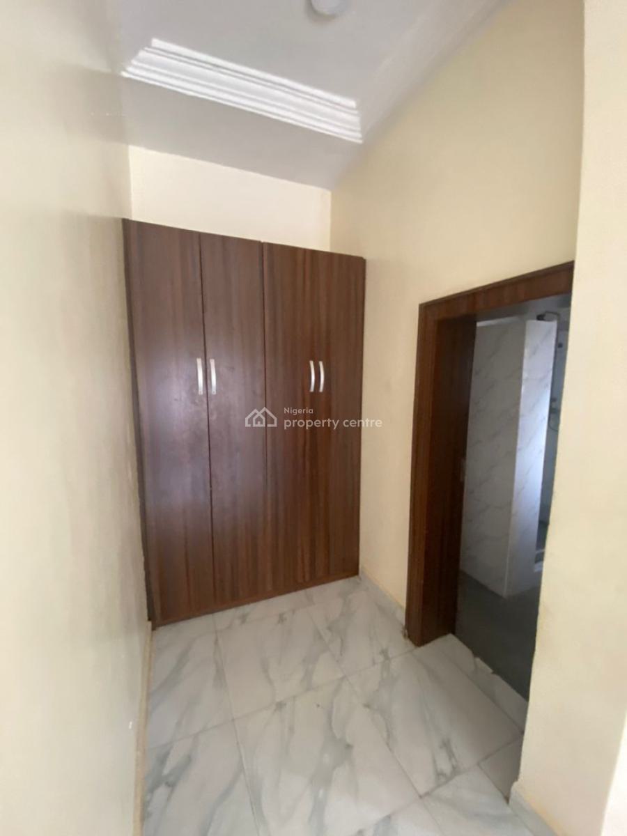 a Well Built Serviced 3bedroom Flat + 1bq, Lifecamp District Abuja, Life Camp, Abuja, Flat / Apartment for Rent