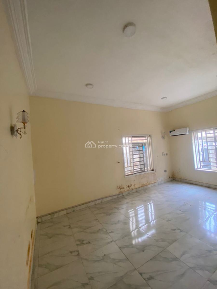 a Well Built Serviced 3bedroom Flat + 1bq, Lifecamp District Abuja, Life Camp, Abuja, Flat / Apartment for Rent