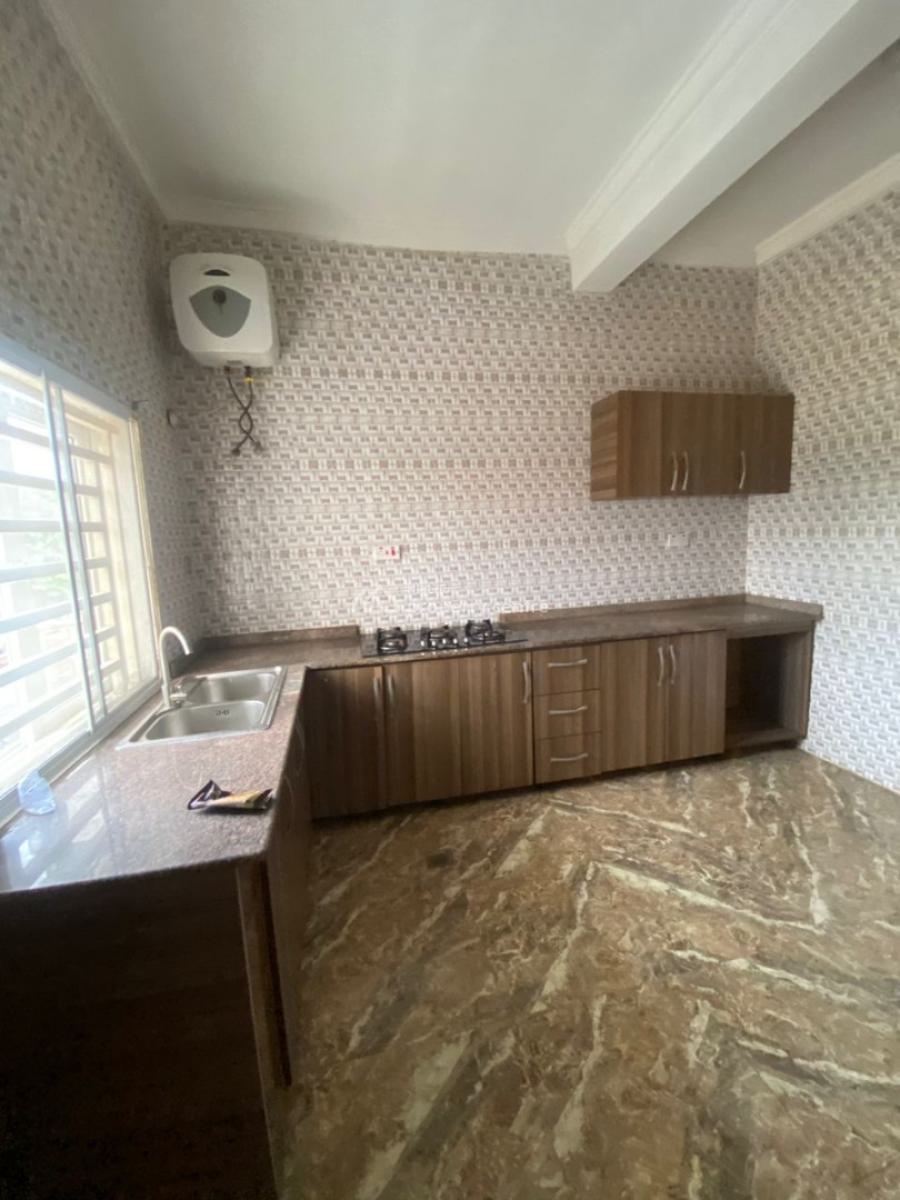 a Well Built Serviced 3bedroom Flat + 1bq, Lifecamp District Abuja, Life Camp, Abuja, Flat / Apartment for Rent