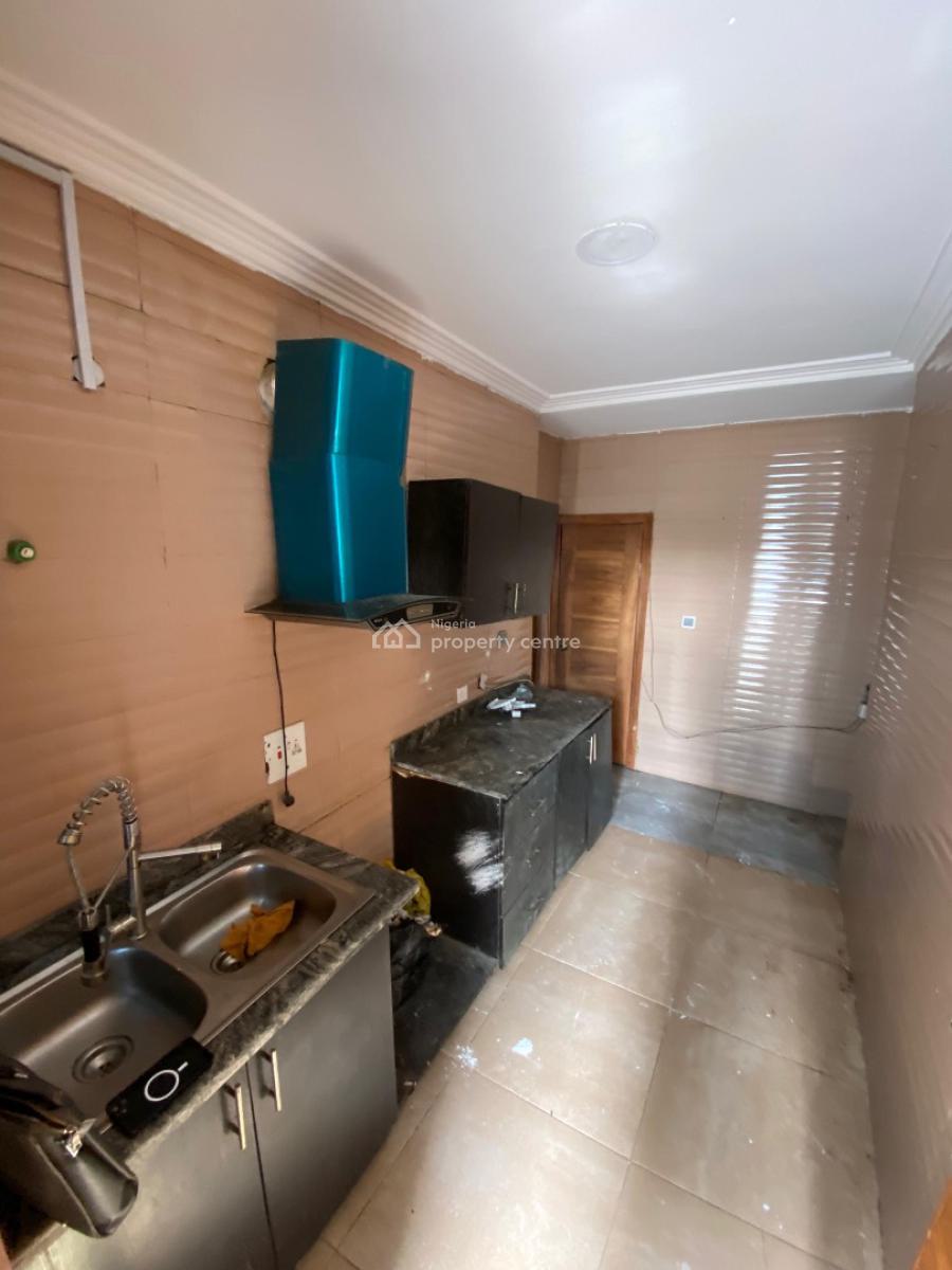 Well Renovated 2 Bedroom Apartment in a Secured Environment, Ikate Off Freedom Way Lekki Lagos, Ikate, Lekki, Lagos, Flat / Apartment for Rent
