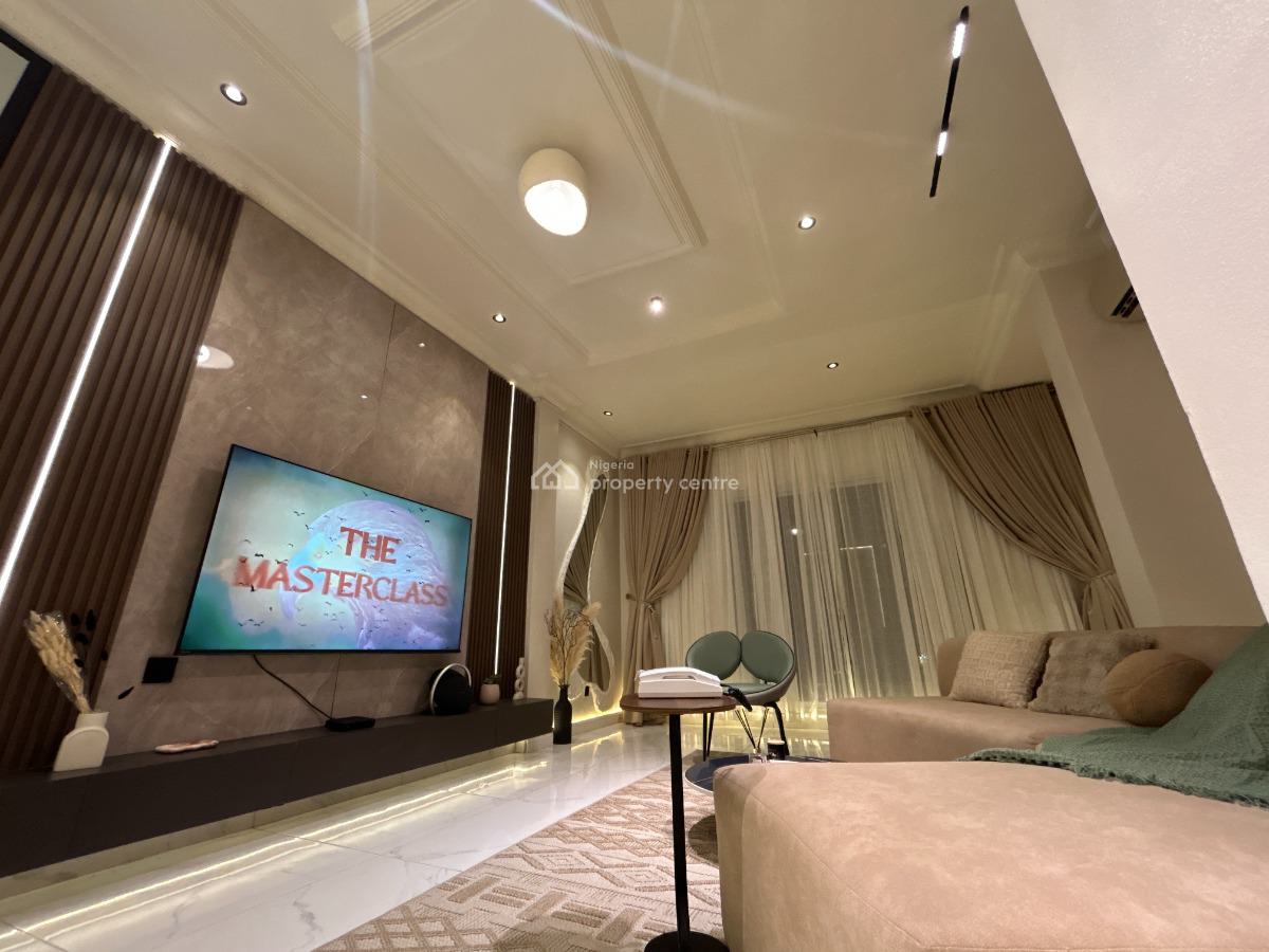 Luxe 1 Bedroom Apartment with Spacious Balcony, Off Admiralty Road, Lekki Phase 1, Lekki, Lagos, Mini Flat (room and Parlour) Short Let