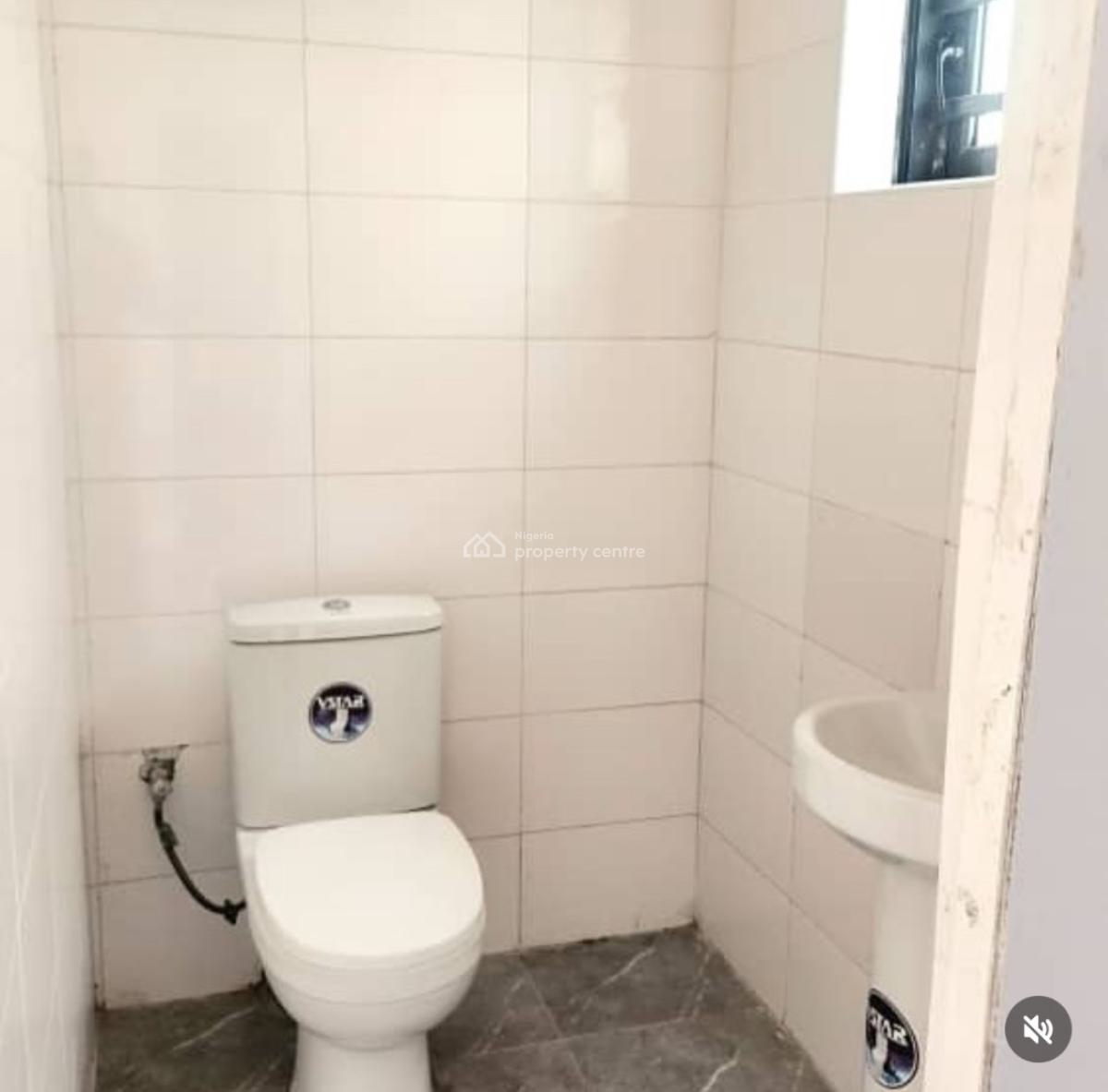 Exquisite 2 Bedroom Apartment, Ologolo, Ologolo, Lekki, Lagos, Flat / Apartment for Sale