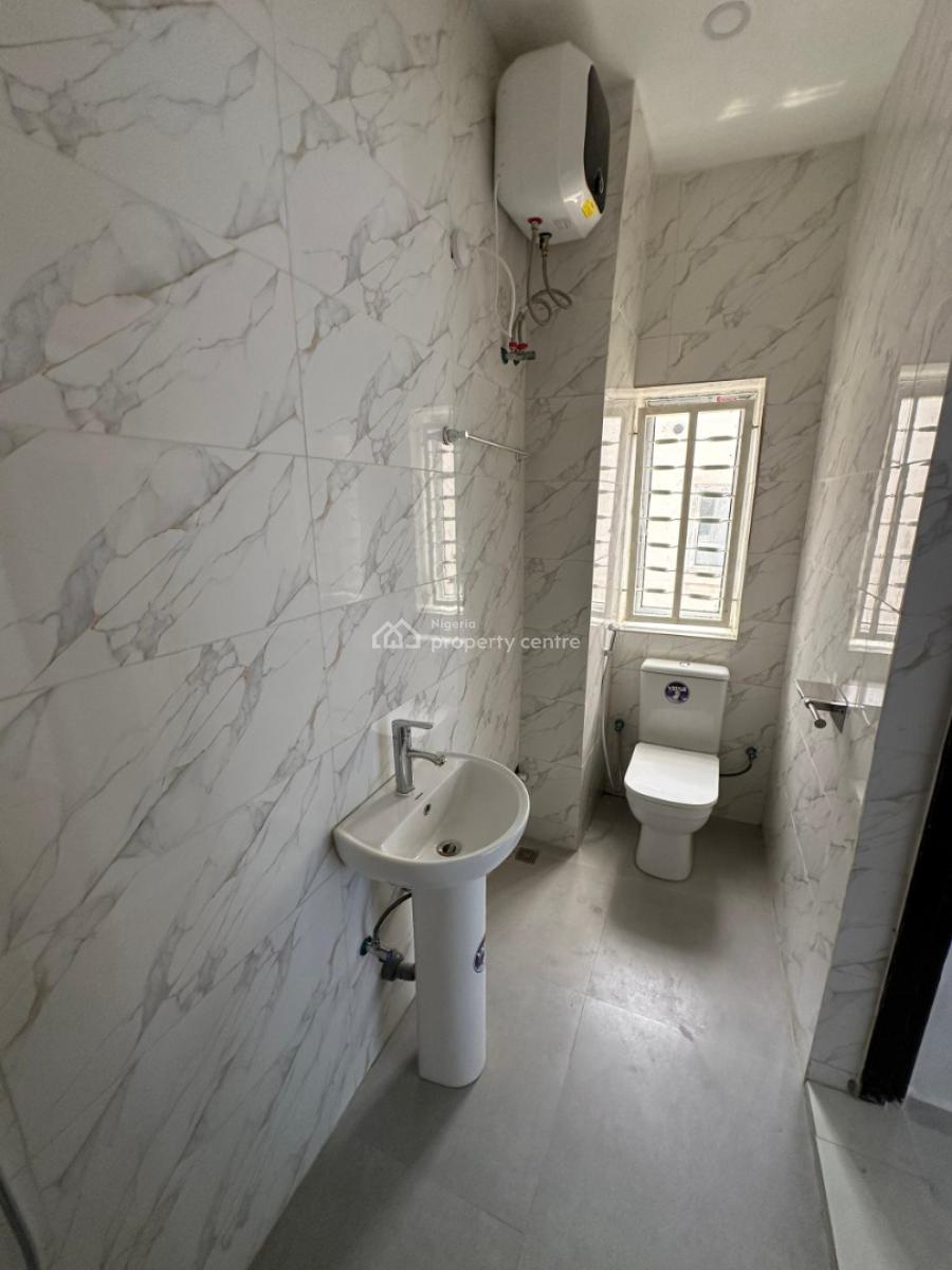 Well Finished 2 Bedroom Flat, Paradise Estate, Katampe, Abuja, Flat / Apartment for Rent