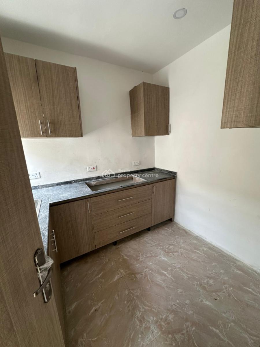 Well Finished 2 Bedroom Flat, Paradise Estate, Katampe, Abuja, Flat / Apartment for Rent