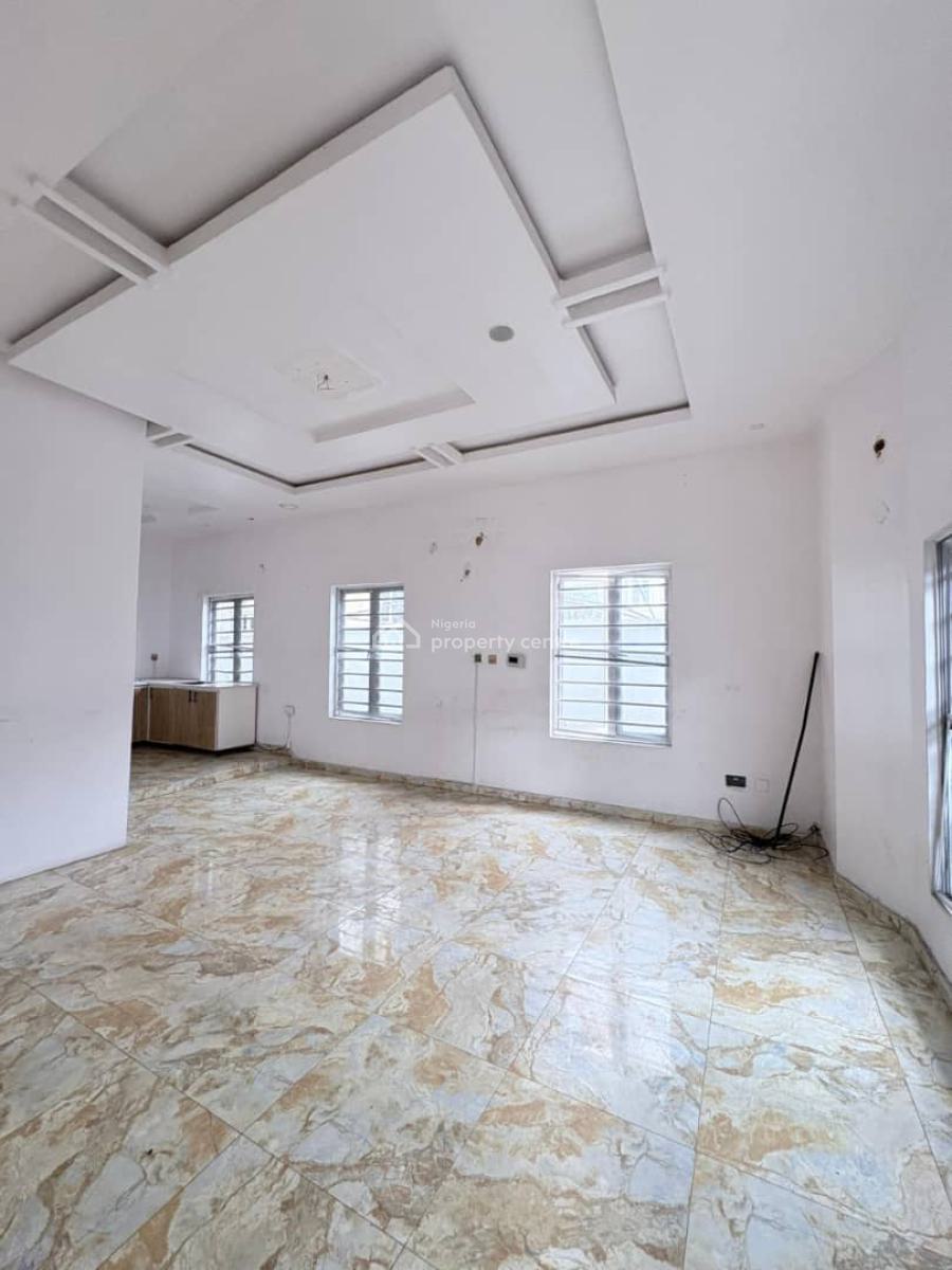 *spacious 1bedroom and Parlor Miniflat with a, Chevron, Lekki, Lagos, Mini Flat (room and Parlour) for Rent