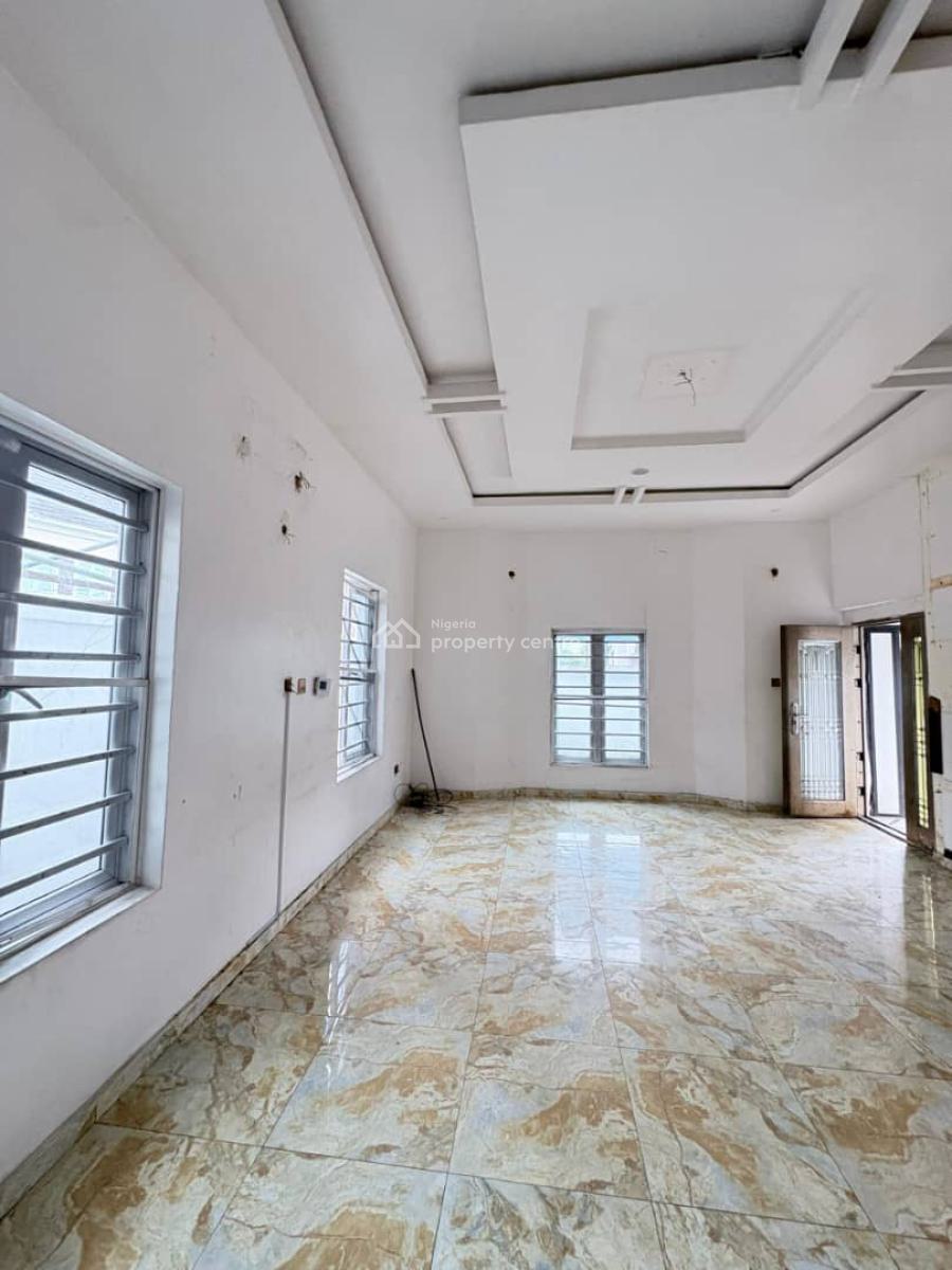 *spacious 1bedroom and Parlor Miniflat with a, Chevron, Lekki, Lagos, Mini Flat (room and Parlour) for Rent