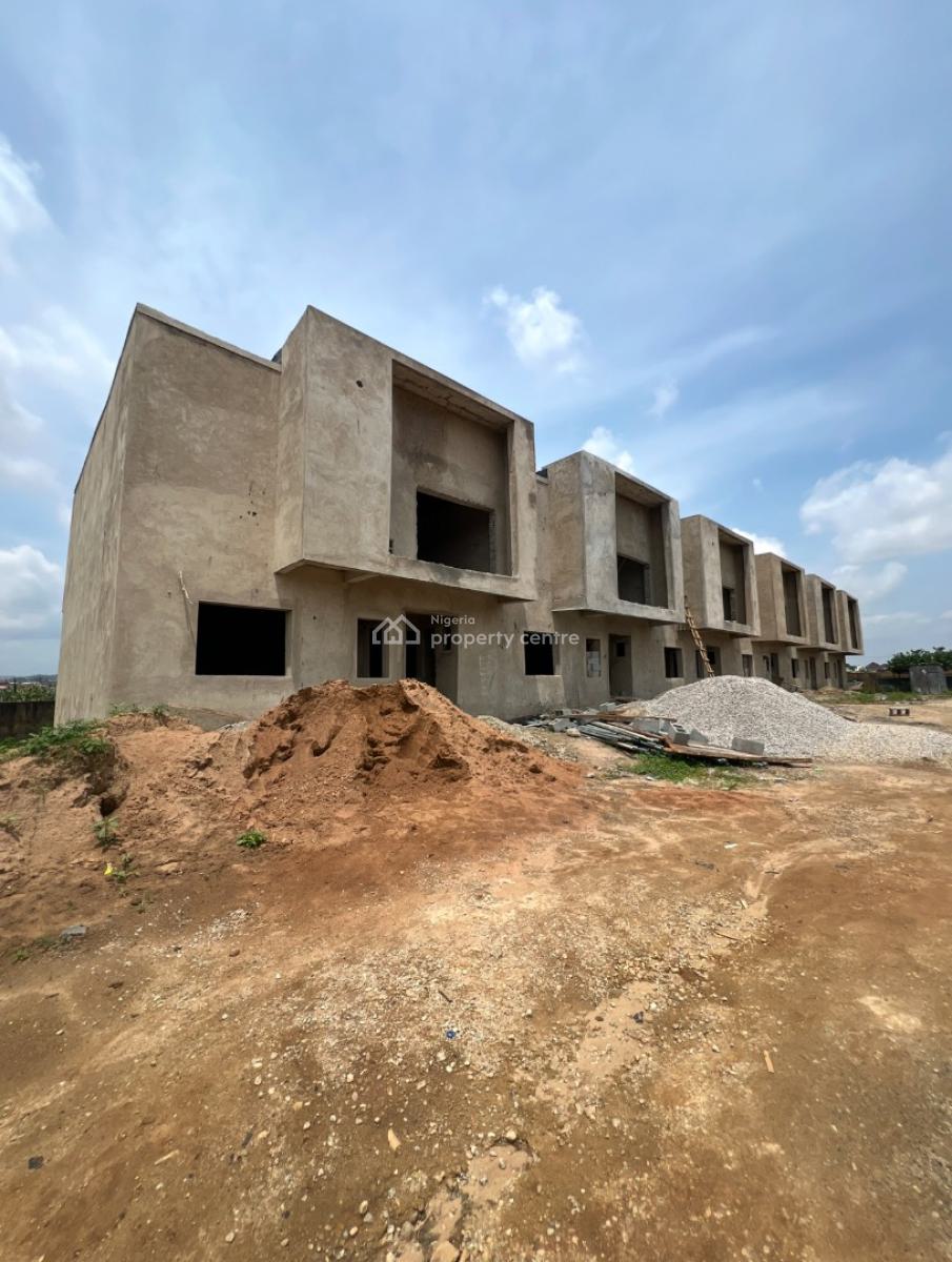 4 Bedroom Townhouse, Turkish Hospital, Karmo, Abuja, Terraced Duplex for Sale