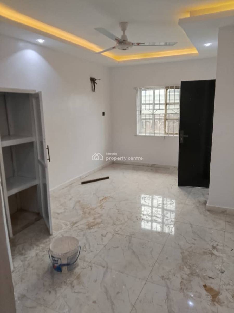 Newly Renovated 3 Bedrooms Flat, Gra Phase 1, Magodo, Lagos, Flat / Apartment for Rent