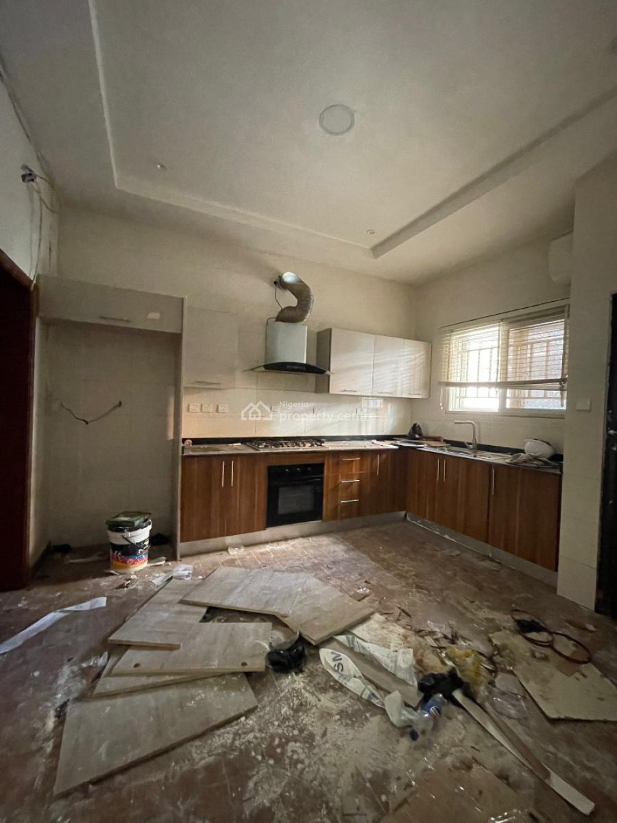 Spacious 4 Bedroom Terraced  Duplex with Bq in a Well Secured Estate., Ikate, Ikate, Lekki, Lagos, Terraced Duplex for Sale