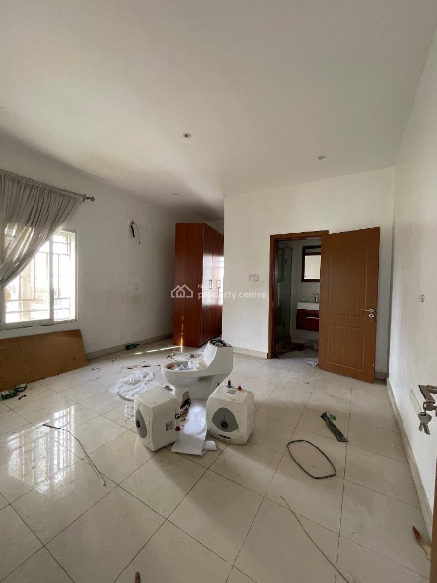 Spacious 4 Bedroom Terraced  Duplex with Bq in a Well Secured Estate., Ikate, Ikate, Lekki, Lagos, Terraced Duplex for Sale