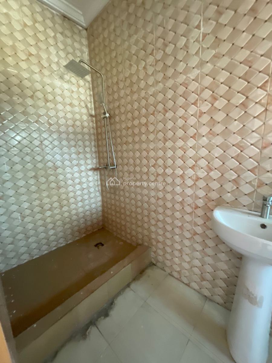 Newly Renovated 3 Bedroom Apartment with All Rooms En-suite, Ikota Gra Lekki Lagos, Ikota, Lekki, Lagos, Flat / Apartment for Rent