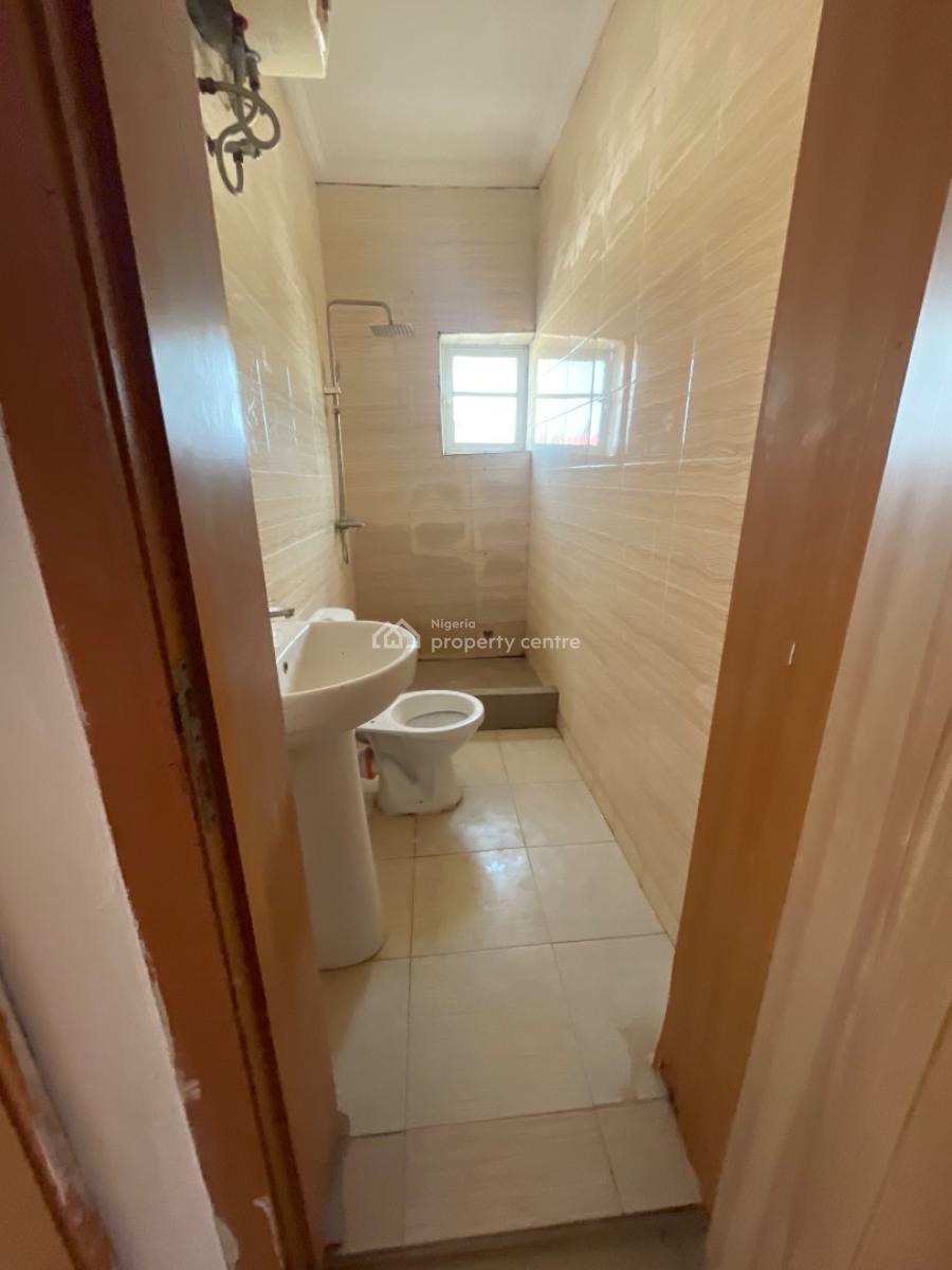 Newly Renovated 3 Bedroom Apartment with All Rooms En-suite, Ikota Gra Lekki Lagos, Ikota, Lekki, Lagos, Flat / Apartment for Rent