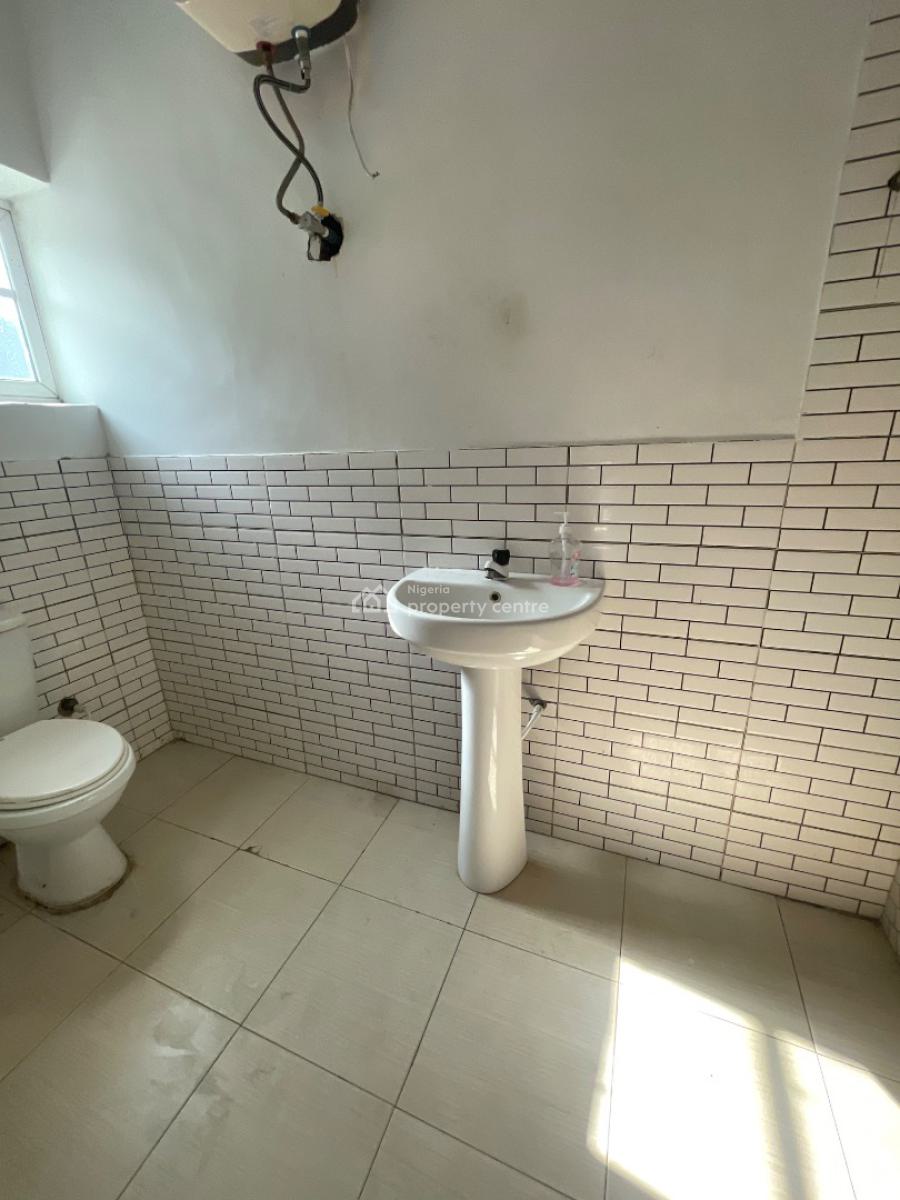 Newly Renovated 3 Bedroom Apartment with All Rooms En-suite, Ikota Gra Lekki Lagos, Ikota, Lekki, Lagos, Flat / Apartment for Rent
