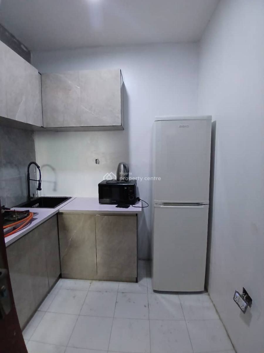 Spacious Fully Furnished & Serviced Mini Flat in a Secured Estate., Osapa, Lekki, Lagos, Mini Flat (room and Parlour) for Rent