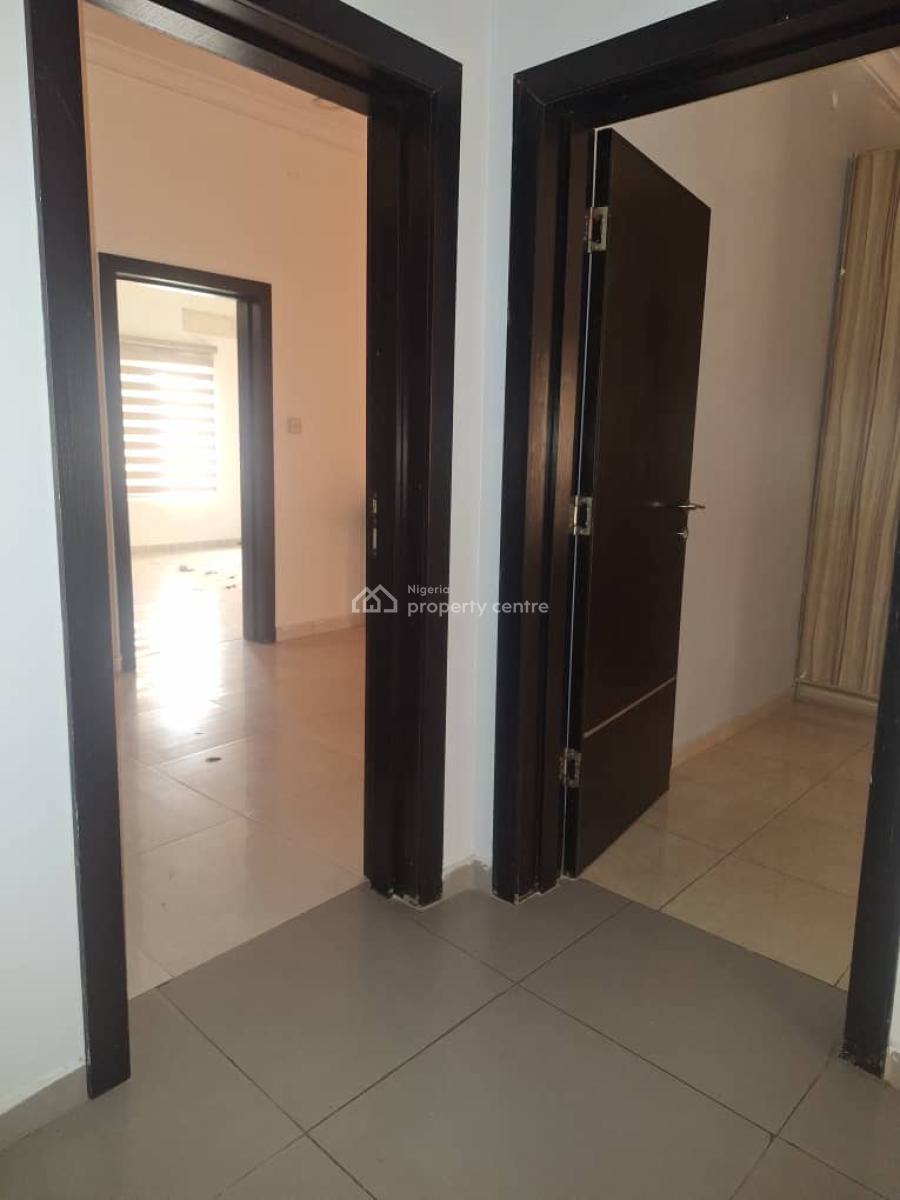 4 Bedrooms Duplex with Bq in Lovely Estate, Gra Phase 1, Magodo, Lagos, Flat / Apartment for Rent