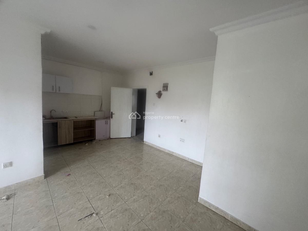 a Super Clean and Spacious Self Contain Upstair, Off Admiralty Way, Lekki Phase 1, Lekki, Lagos, Self Contain (single Rooms) for Rent