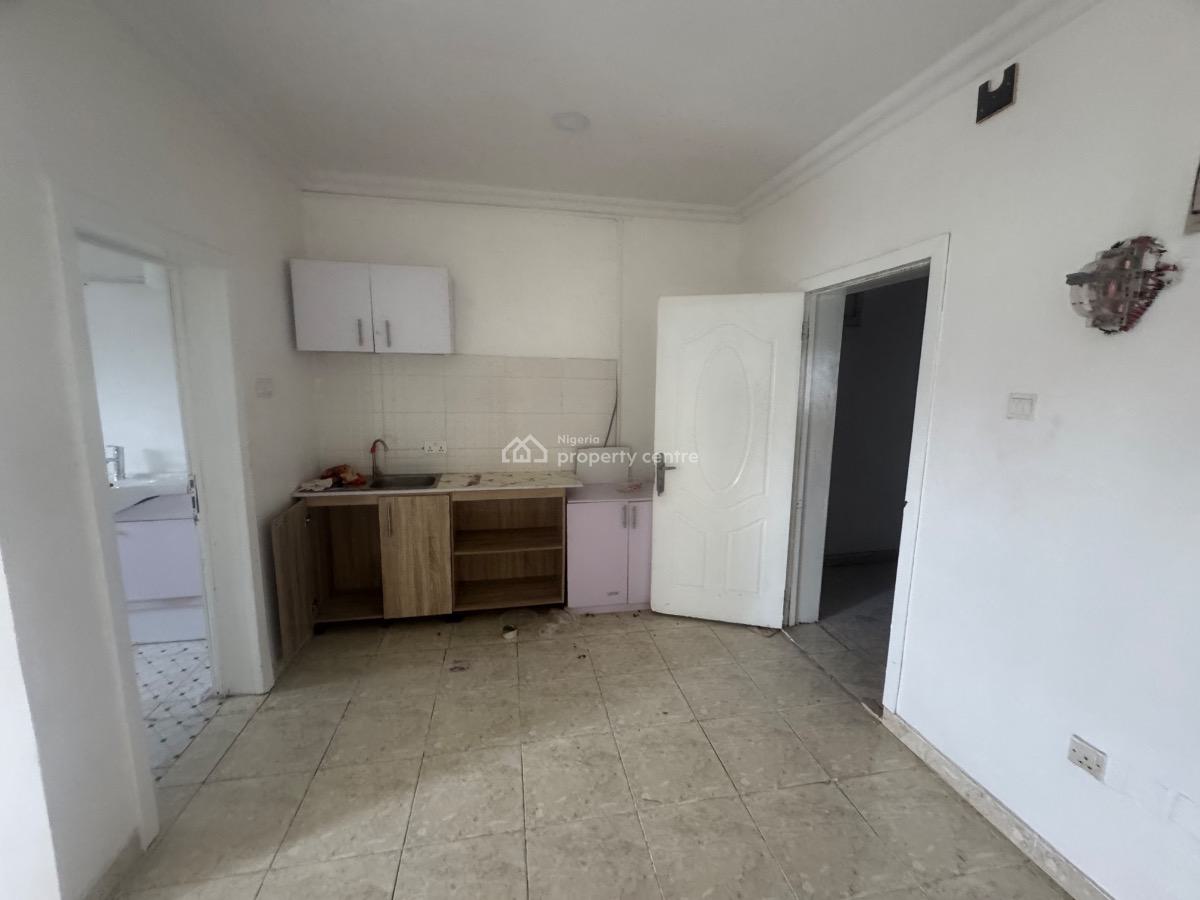 a Super Clean and Spacious Self Contain Upstair, Off Admiralty Way, Lekki Phase 1, Lekki, Lagos, Self Contain (single Rooms) for Rent