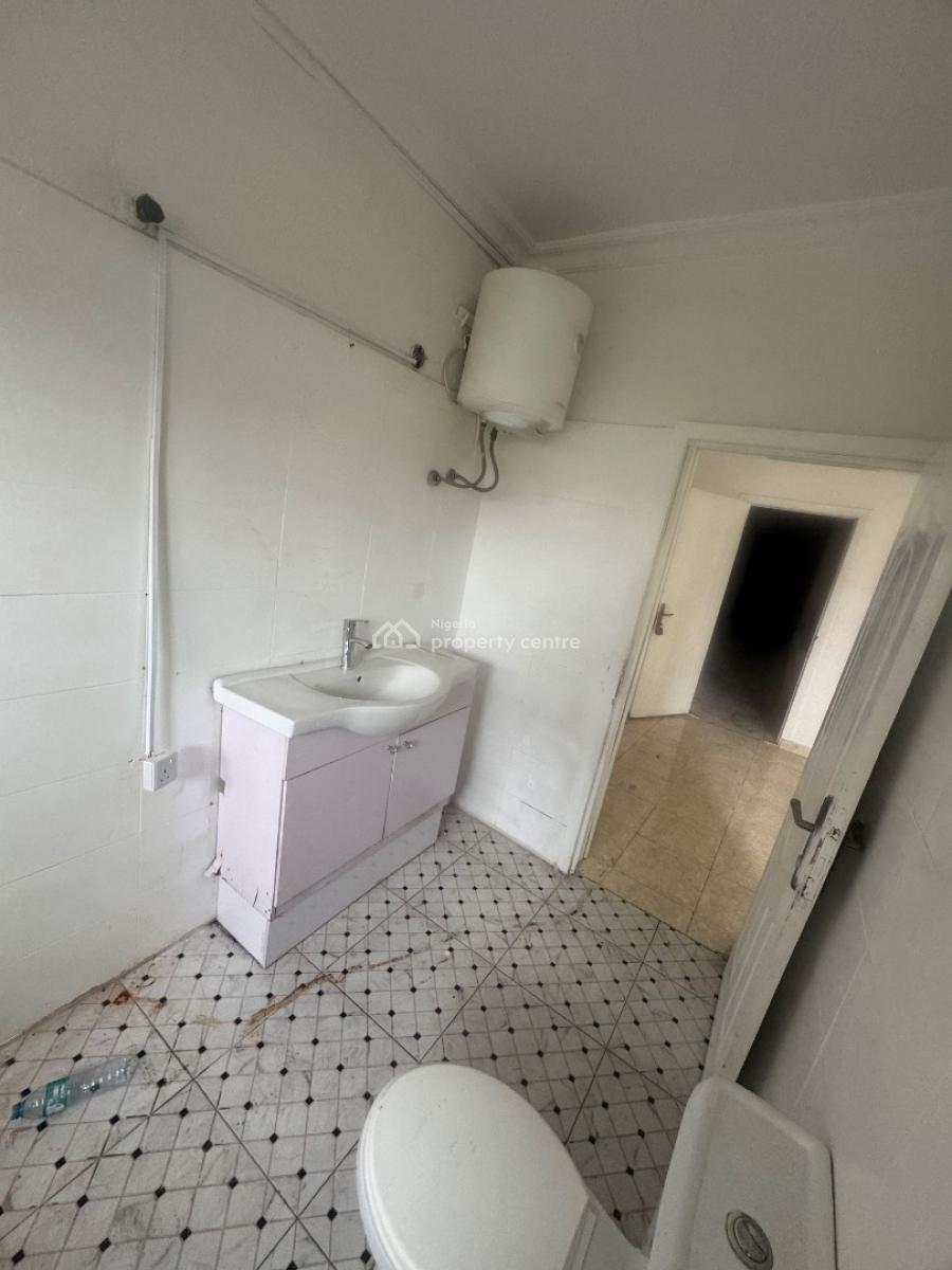 a Super Clean and Spacious Self Contain Upstair, Off Admiralty Way, Lekki Phase 1, Lekki, Lagos, Self Contain (single Rooms) for Rent