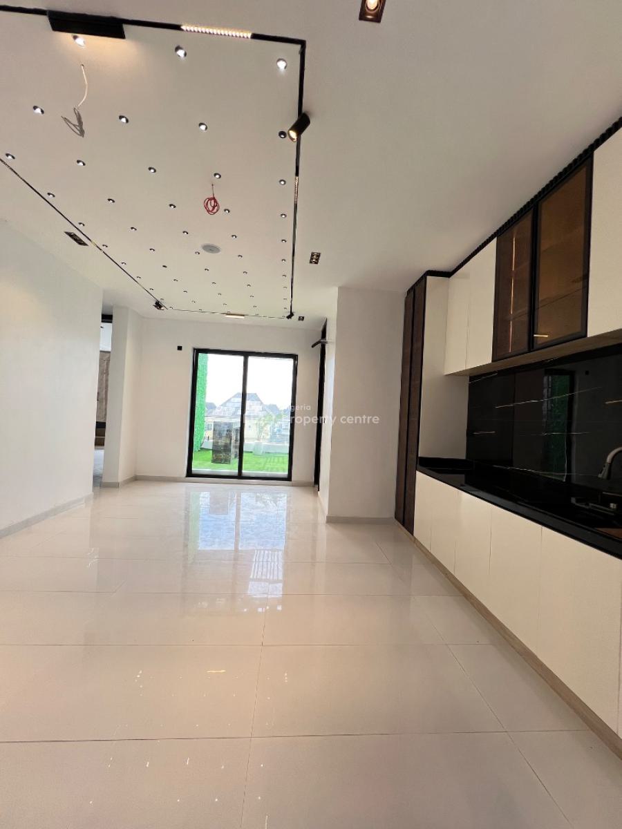 6bedroom Full Detached Duplex with Swimming Pool in Chevron Lekki, Chevron Lekki, Lekki, Lagos, Detached Duplex for Sale