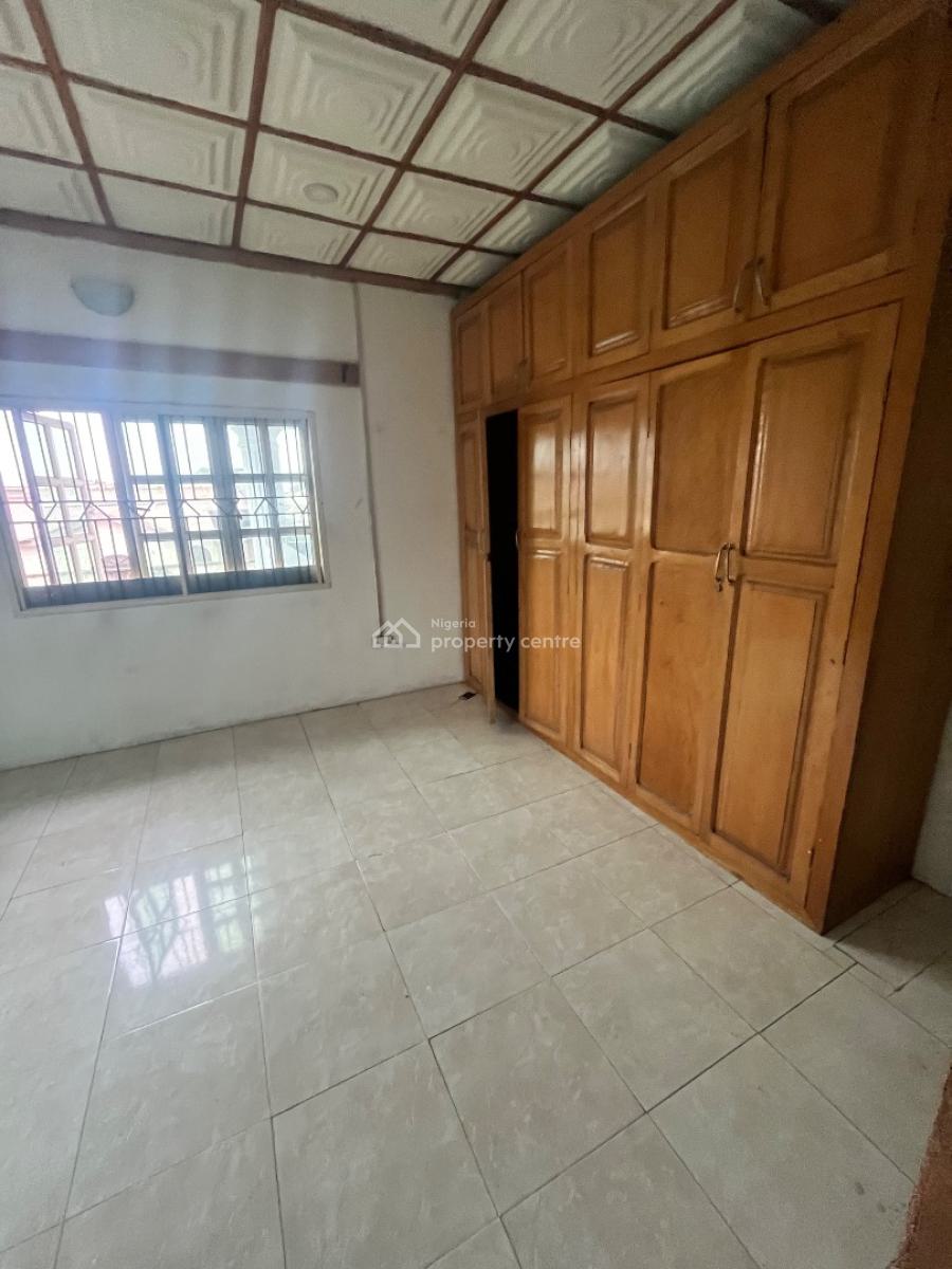 Spacious Self Contain (shared Kitchen), Thomas Estate, Ajah, Lagos, Self Contain (single Rooms) for Rent