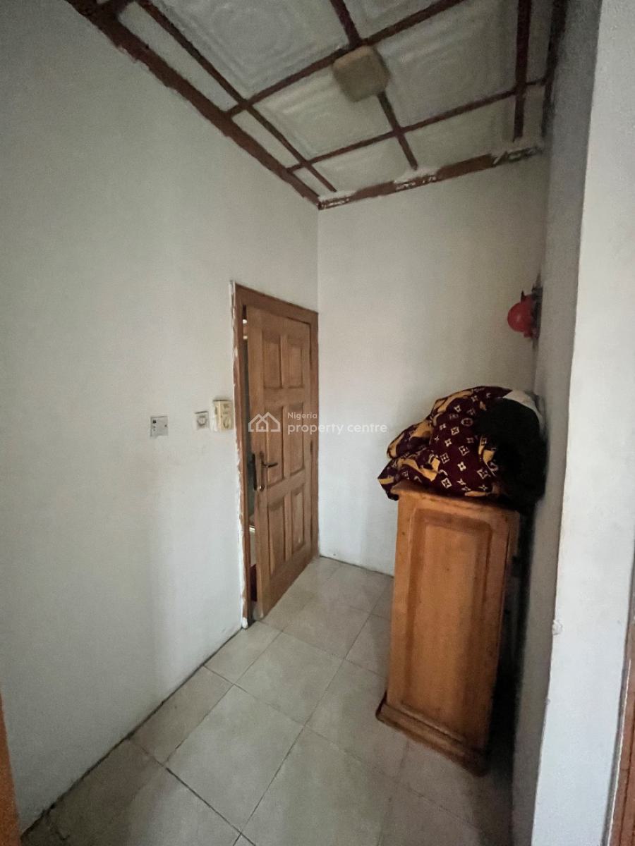 Spacious Self Contain (shared Kitchen), Thomas Estate, Ajah, Lagos, Self Contain (single Rooms) for Rent