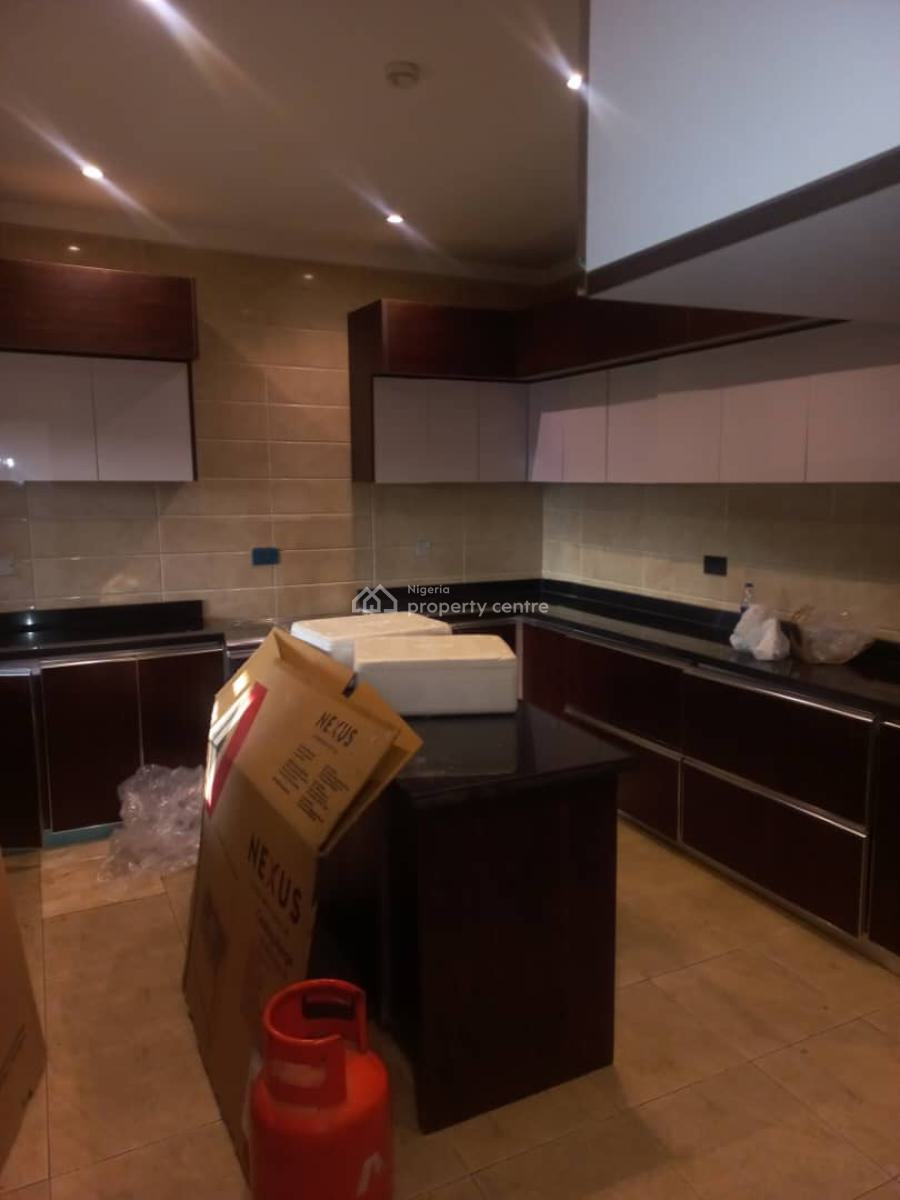 Standard 4 Bedroom Apartment, Zone D, Apo, Abuja, Flat / Apartment for Rent
