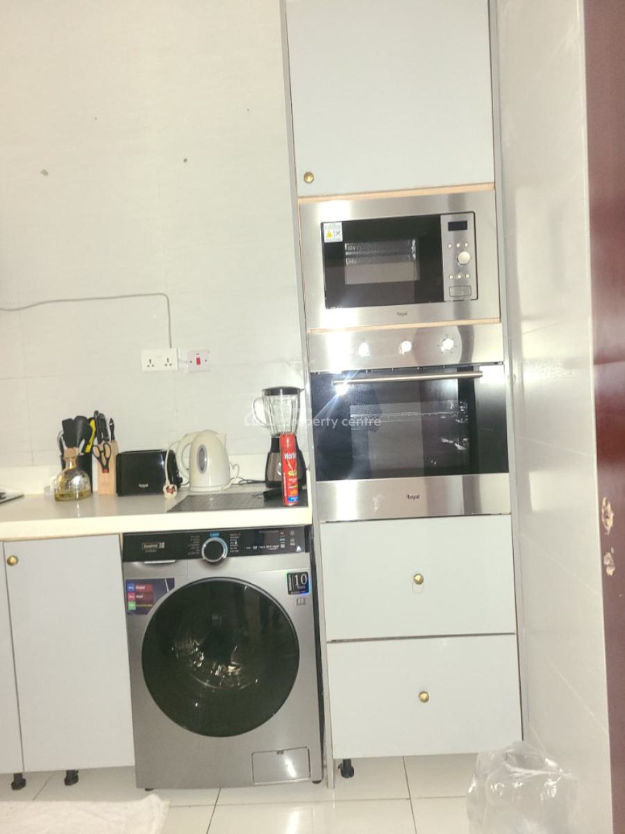 Luxurious and Standard Fully Furnished 2 Bedroom Flat, Lekki Phase 1, Lekki, Lagos, Flat / Apartment for Rent