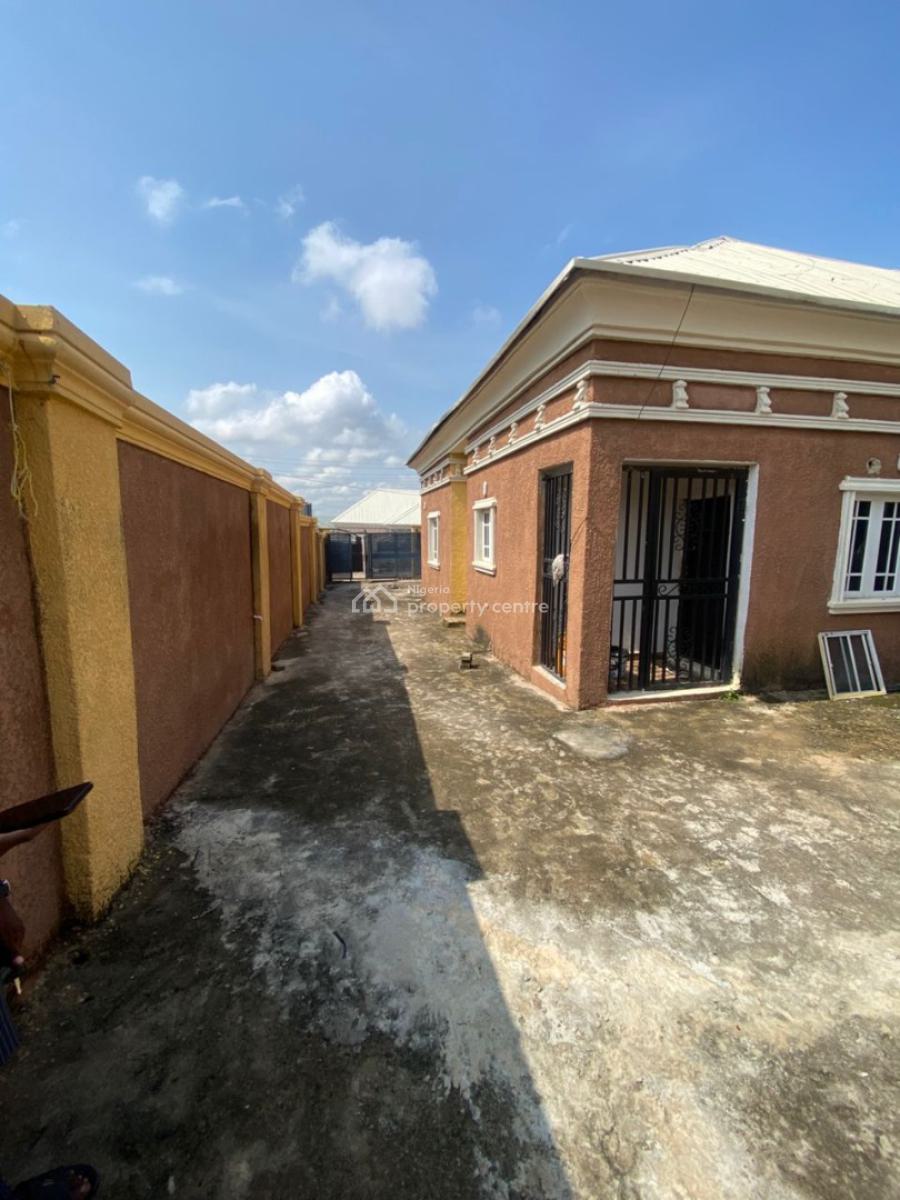 Detached Three Bedroom Bungalow, a Room and Parlour Bq and a Gatehouse, Lugbe District, Abuja, Detached Bungalow for Sale