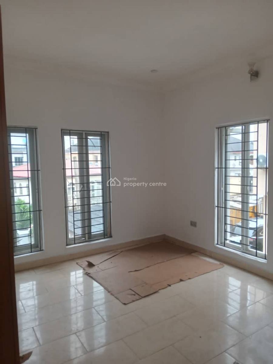 Standard Mini Flat Upstairs, Salem, Ikate, Lekki, Lagos, Flat / Apartment for Rent