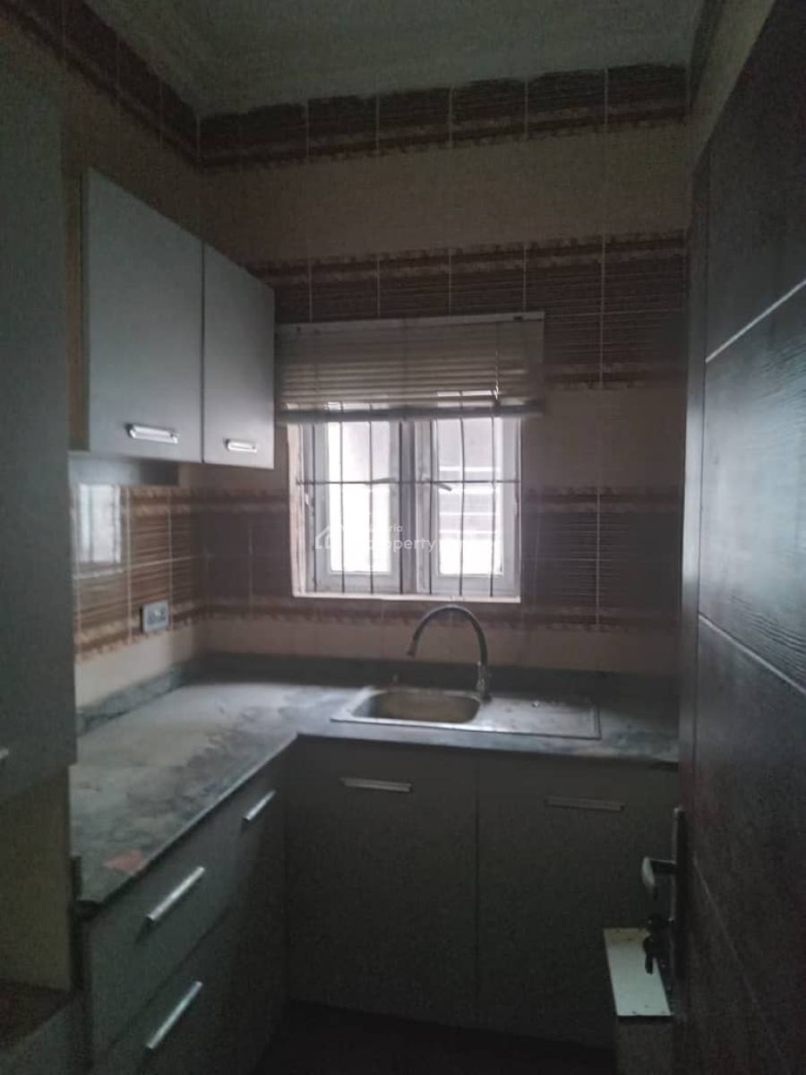 Standard Mini Flat Upstairs, Salem, Ikate, Lekki, Lagos, Flat / Apartment for Rent