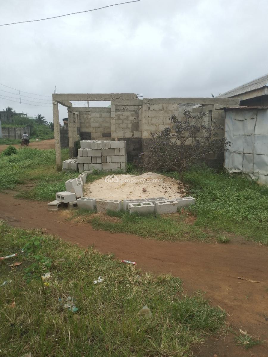 2 Bedroom with Bq, Agunfoye Off Bayeku Road, Igbogbo, Ikorodu, Lagos, House for Sale