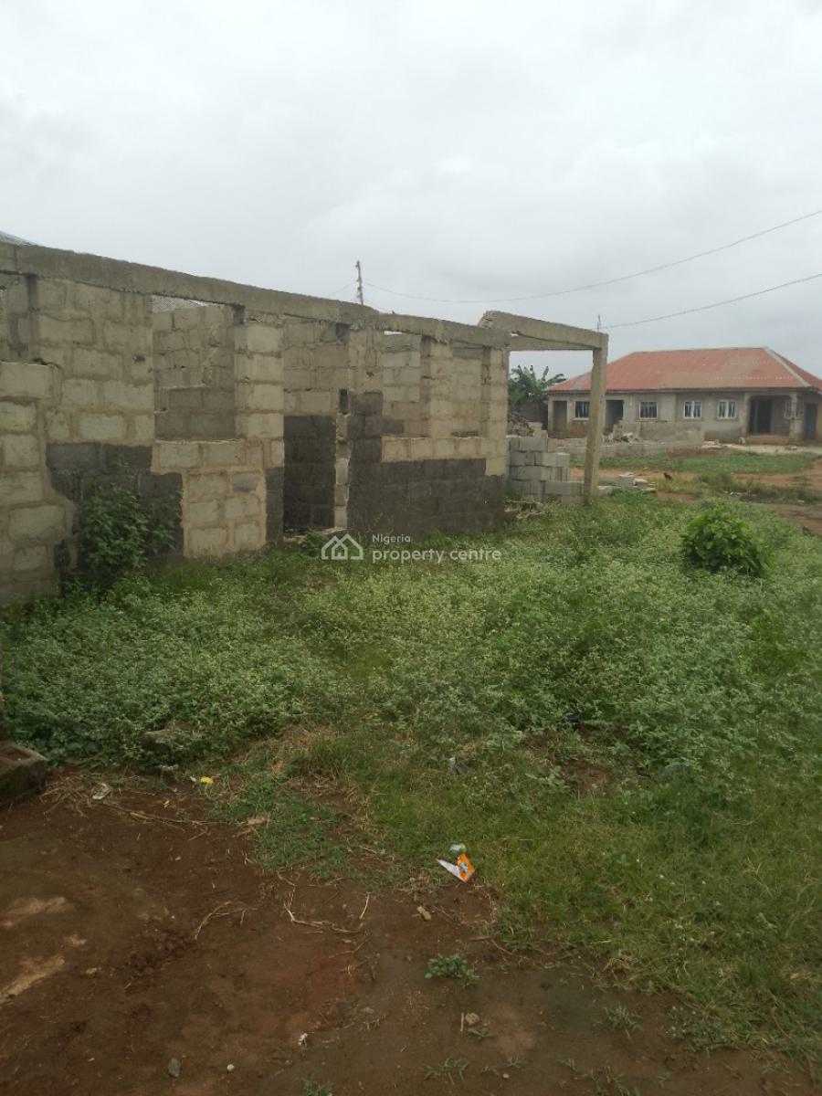 2 Bedroom with Bq, Agunfoye Off Bayeku Road, Igbogbo, Ikorodu, Lagos, House for Sale