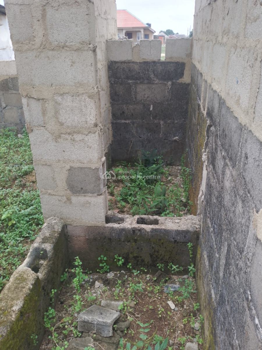 2 Bedroom with Bq, Agunfoye Off Bayeku Road, Igbogbo, Ikorodu, Lagos, House for Sale