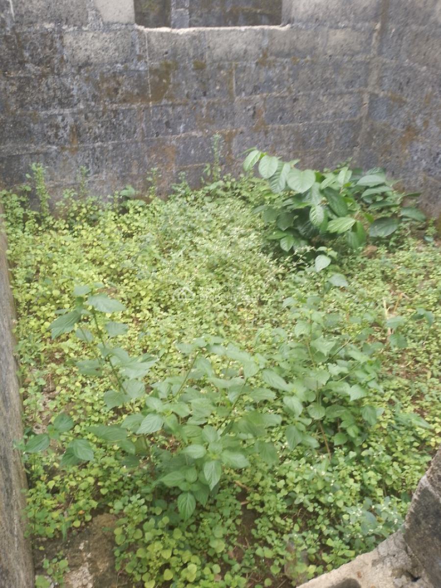 2 Bedroom with Bq, Agunfoye Off Bayeku Road, Igbogbo, Ikorodu, Lagos, House for Sale