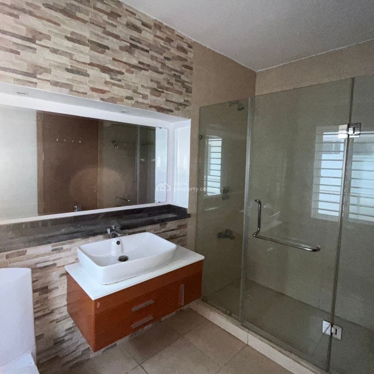 Serviced 4-bedroom Maisonette with 1-bedroom Servants Quarters, Banana Island, Ikoyi, Lagos, Terraced Duplex for Rent
