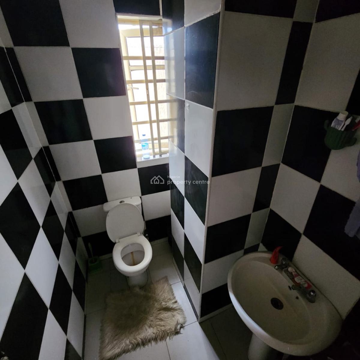 Single Room Shared Apartment, Lekki Conservation Road, Lekki Expressway, Lekki, Lagos, Flat / Apartment for Rent