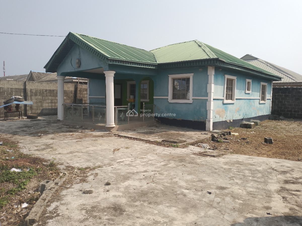 2 Bedroom Bungalow, L.f.i Estate Off Bayeku Road, Igbogbo, Ikorodu, Lagos, Detached Bungalow for Sale