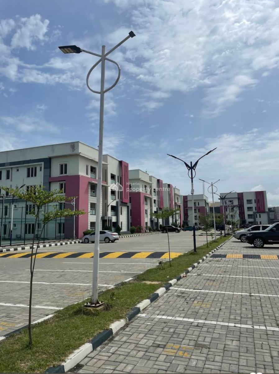 Sophisticated 3 Bedroom Apartment, Lekki Phase 1, Lekki, Lagos, Flat / Apartment Short Let