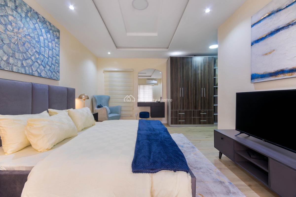 Sophisticated 3 Bedroom Apartment, Lekki Phase 1, Lekki, Lagos, Flat / Apartment Short Let