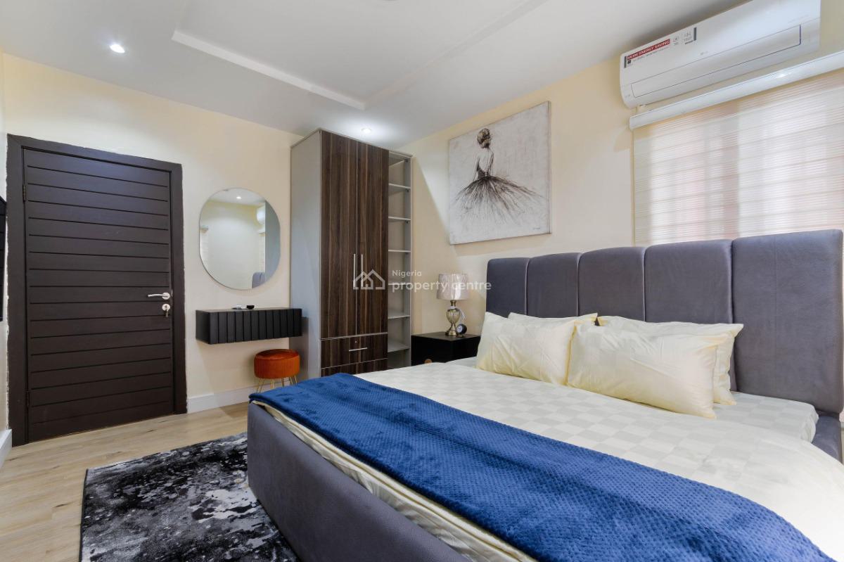 Sophisticated 3 Bedroom Apartment, Lekki Phase 1, Lekki, Lagos, Flat / Apartment Short Let