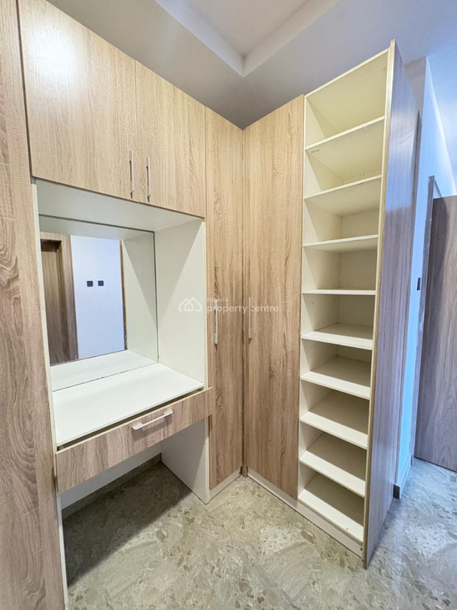 Strategically Located 4 Bedroom Semi-detached Duplex, Kolapo Ishola Gra, Akobo, Ibadan, Oyo, Semi-detached Duplex for Sale