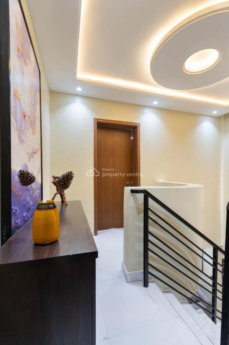 Tomi Brand New 2 Bedroom Maisonette with Top Notch Amenities, Lekki Phase 1, Lekki, Lagos, Flat / Apartment Short Let