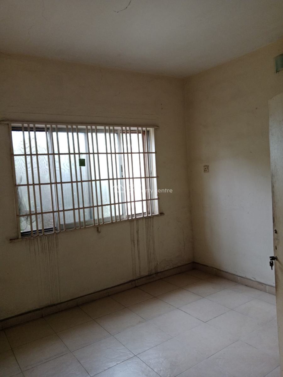 Spacious 3 Bedroom Flat with Large Compound, Omole Phase 1, Ikeja, Lagos, Flat / Apartment for Rent