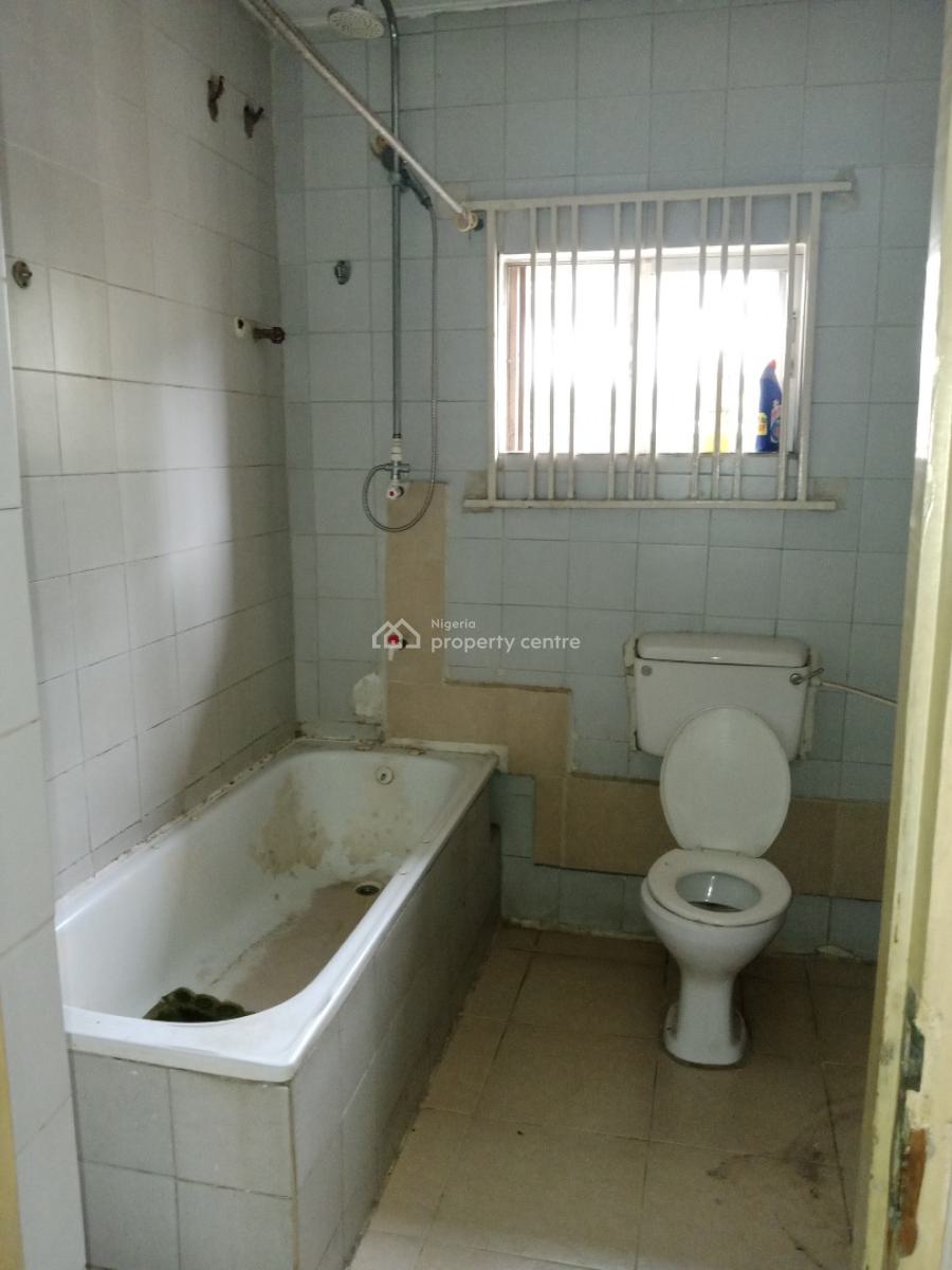 Spacious 2 Bedroom Flat with Large Compound, Omole Phase 1, Ikeja, Lagos, Flat / Apartment for Rent