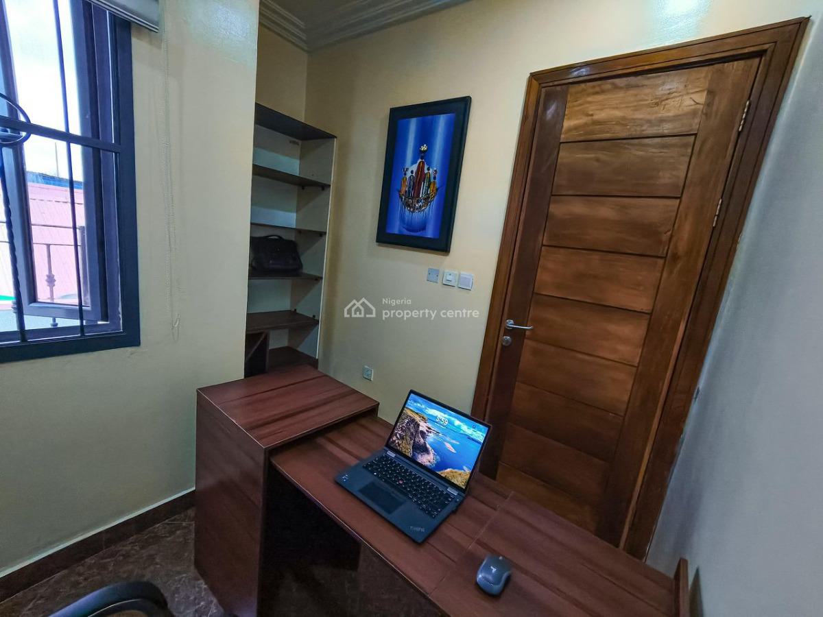 Luxury 2 Bedroom Penthouse, Admiralty Way, Lekki Phase 1, Lekki, Lagos, Flat / Apartment Short Let
