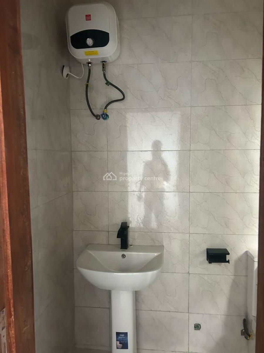 Lovely 2 Bedroom Apartment, Ikate, Lekki, Lagos, Flat / Apartment for Sale
