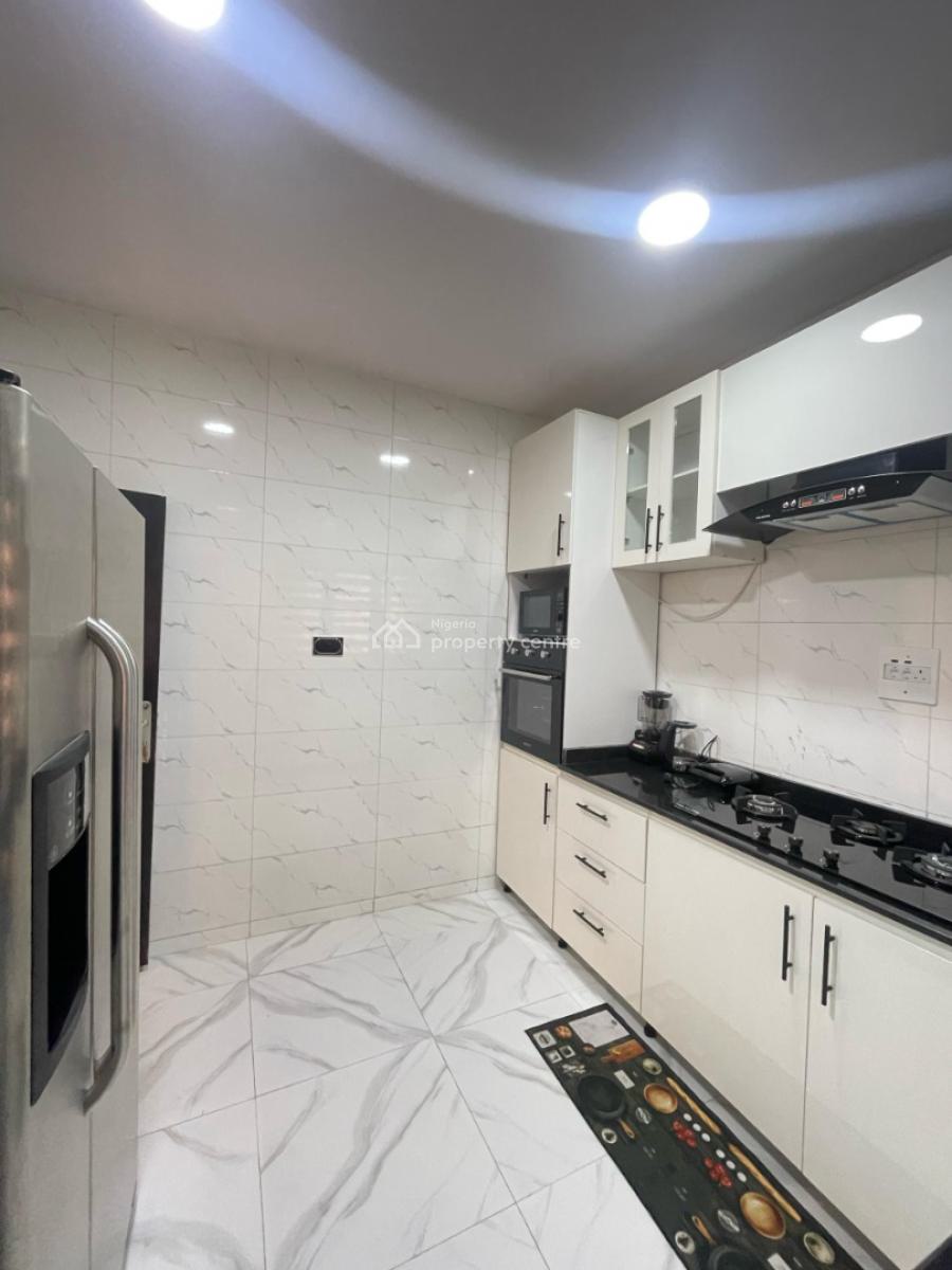 Tomi Lush 2 Bedroom Penthouse, Lekki Phase 1, Lekki, Lagos, Flat / Apartment Short Let