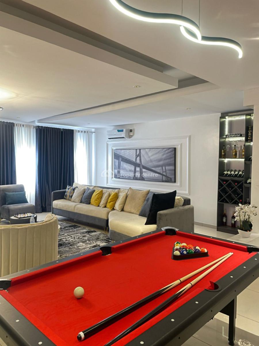 Tomi Lush Lush 3 Bedroom Penthouse, Lekki Phase 1, Lekki, Lagos, Flat / Apartment Short Let